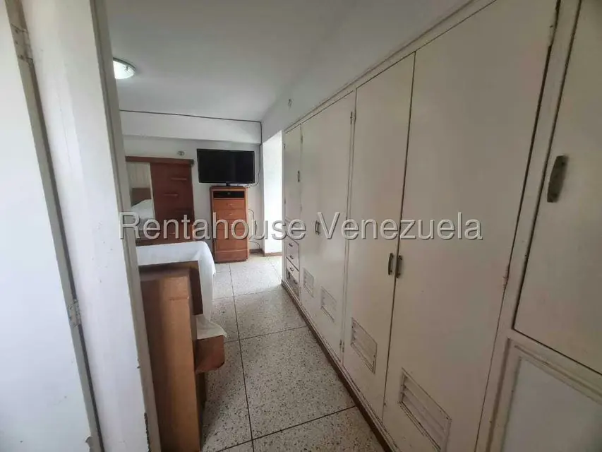 Apartamento (1 Nivel) en Venta en Colinas de Santa Monica, Distrito Metropolitano - 31