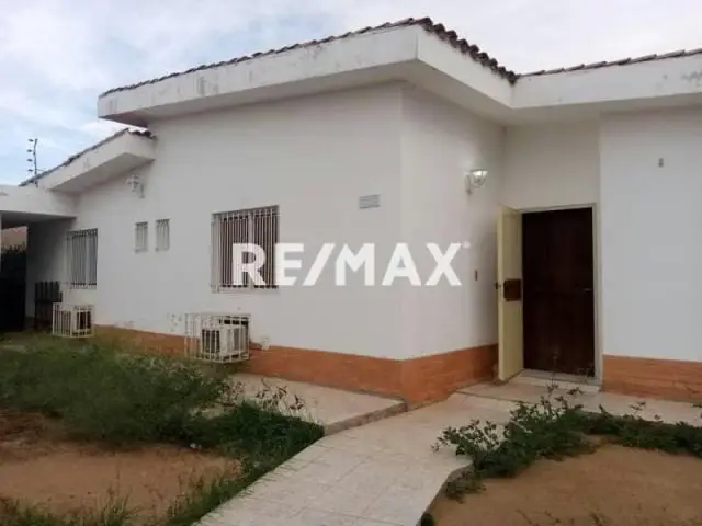 Casa en Venta. Zarabon. Urb. Provimar