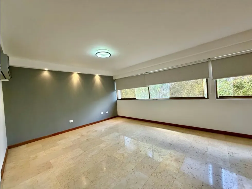 Se vende / alquila apto 300m2 3h+s/5b/2p Sebucan - 25
