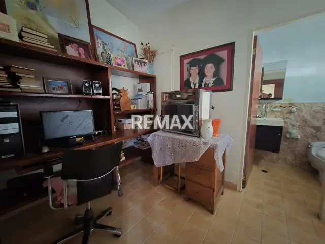 Amplia casa en venta amoblada - 5