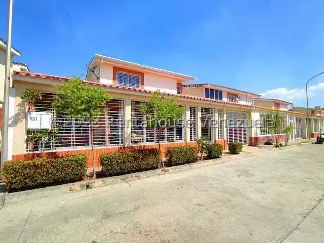 Townhouse (Duplex) en Venta en Los Girasoles, Aragua - 70