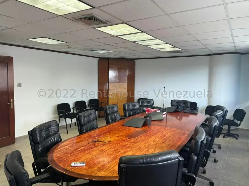 Oficina en Venta en Los Palos Grandes, Distrito Metropolitano - 9