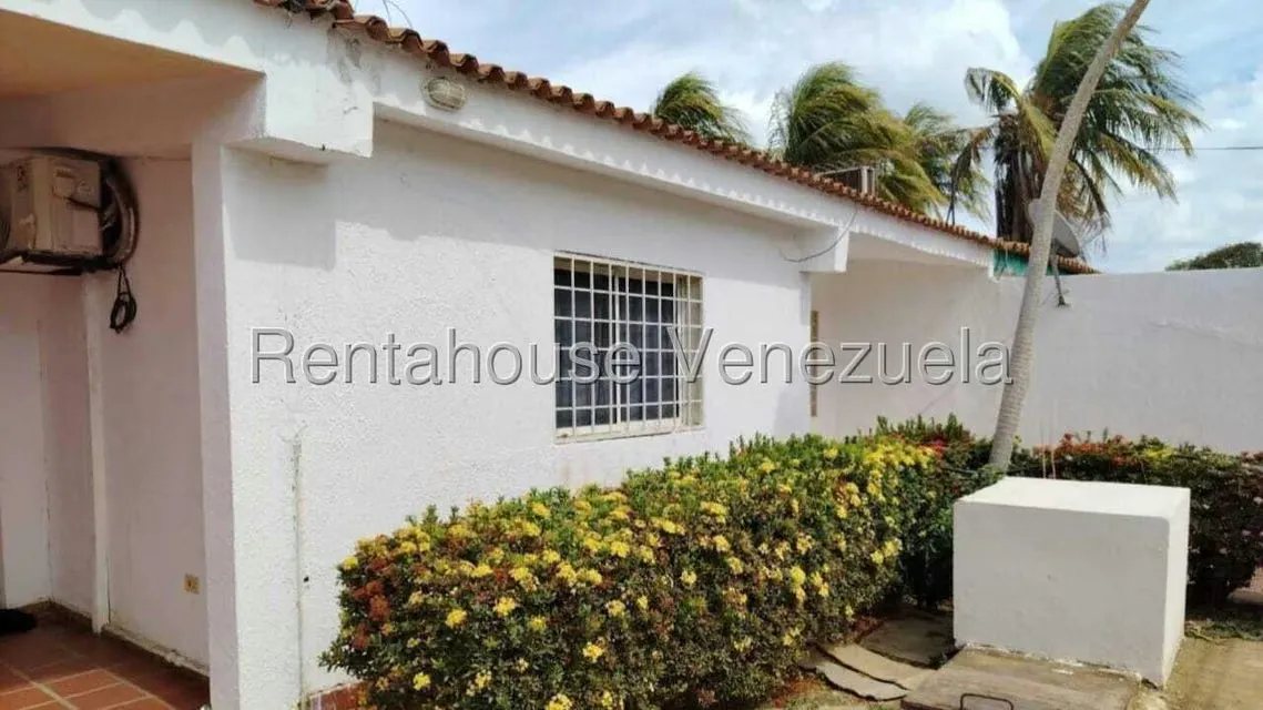 Casa (1 Nivel) en Venta en Sector Los Perozos, Falcon - 2