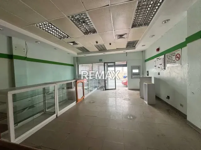 Local Comercial en Alquiler