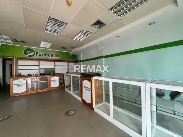 Local Comercial en Alquiler - 4