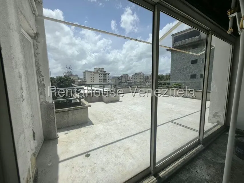 Apartamento (Penthouse) en Venta en La Florida, Distrito Metropolitano - 15