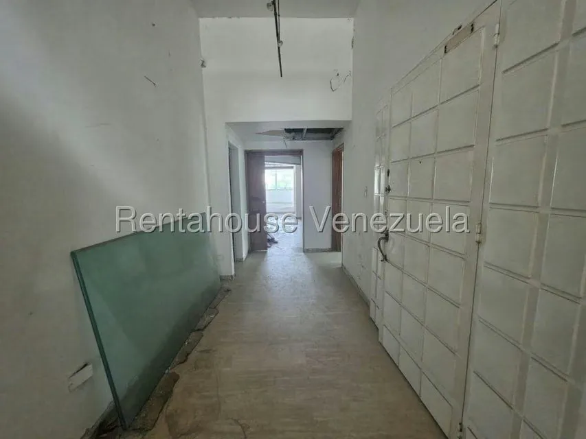 Apartamento (Penthouse) en Venta en La Florida, Distrito Metropolitano - 3