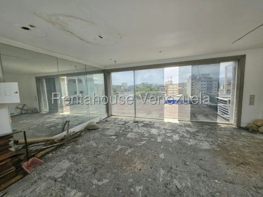 Apartamento (Penthouse) en Venta en La Florida, Distrito Metropolitano - 21