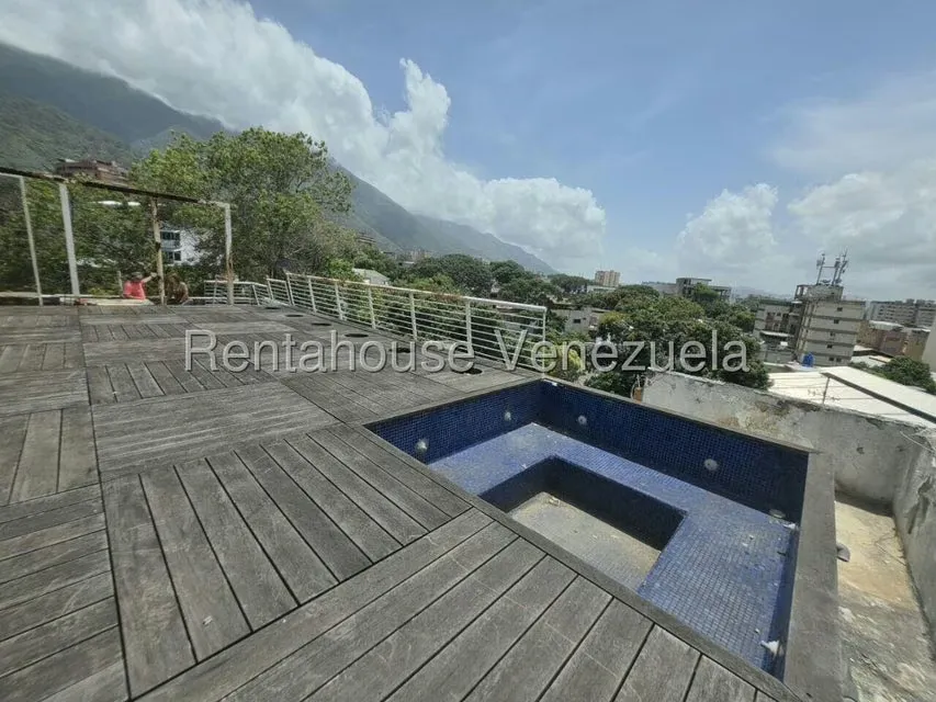 Apartamento (Penthouse) en Venta en La Florida, Distrito Metropolitano - 27