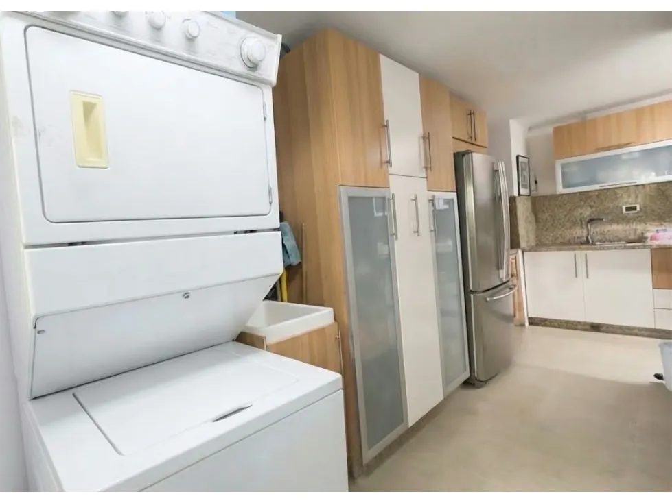 LA TAHONA. VENDO APARTAMENTO PLANTA BAJA de 108m² en CALLE CERRADA. - 11