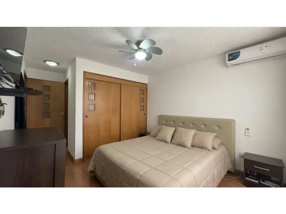 LA TAHONA. VENDO APARTAMENTO PLANTA BAJA de 108m² en CALLE CERRADA. - 12