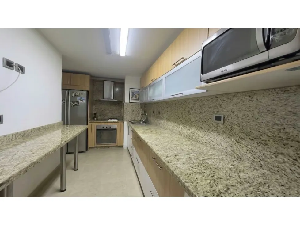 LA TAHONA. VENDO APARTAMENTO PLANTA BAJA de 108m² en CALLE CERRADA. - 9