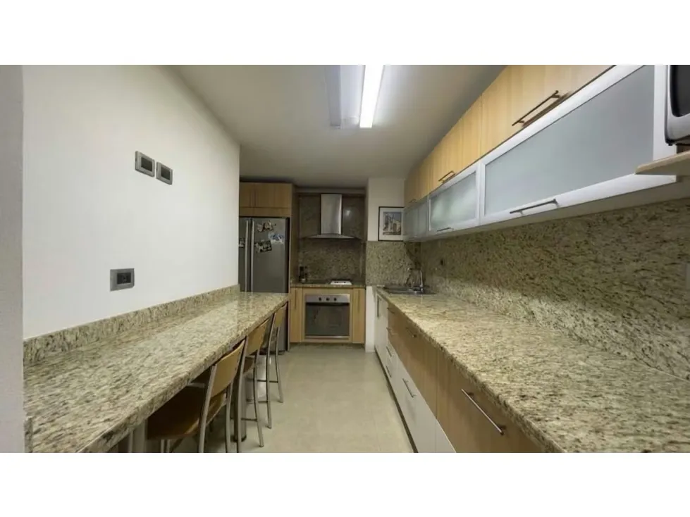 LA TAHONA. VENDO APARTAMENTO PLANTA BAJA de 108m² en CALLE CERRADA. - 10