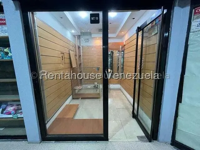 Local Comercial en Alquiler en El Paraiso, Distrito Metropolitano - 2