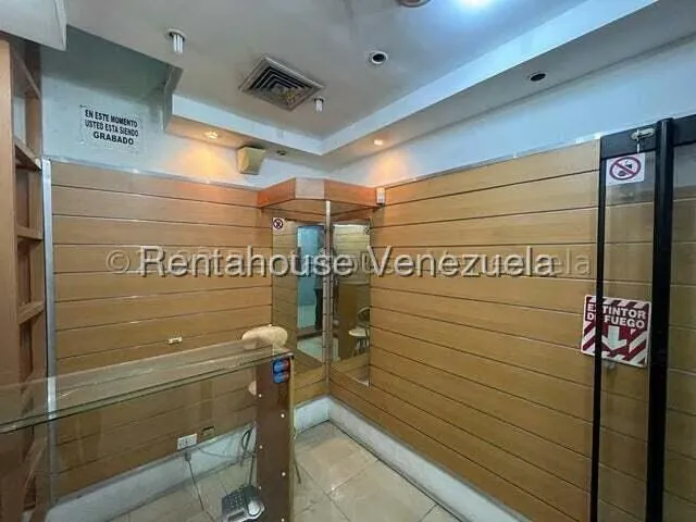 Local Comercial en Alquiler en El Paraiso, Distrito Metropolitano - 4
