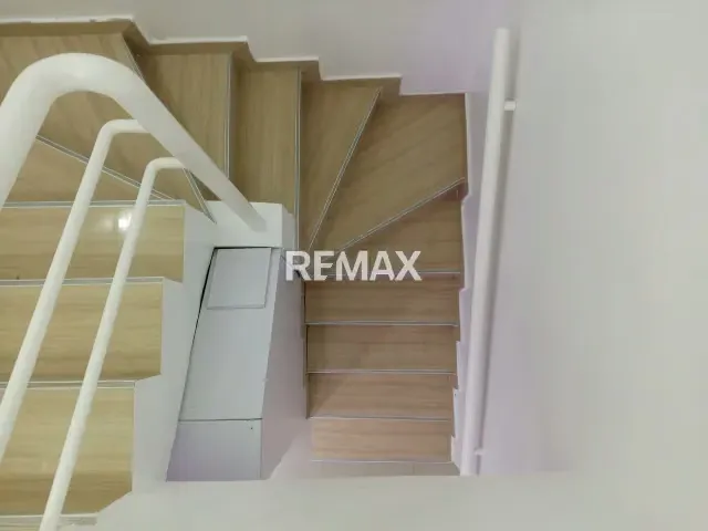 Moderno Apartamento Tipo PH Dúplex, en Venta Casco Central Lechería Venezuela Residencias Frailejón - 10