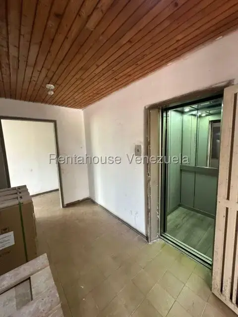 Apartamento (Penthouse) en Venta en La Boyera, Distrito Metropolitano - 2