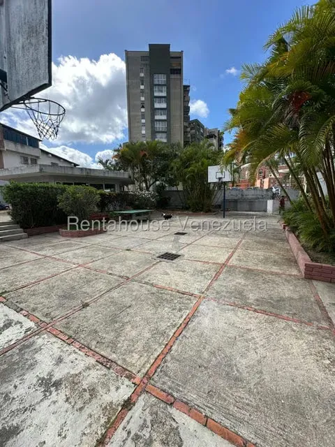 Apartamento (Penthouse) en Venta en La Boyera, Distrito Metropolitano - 37
