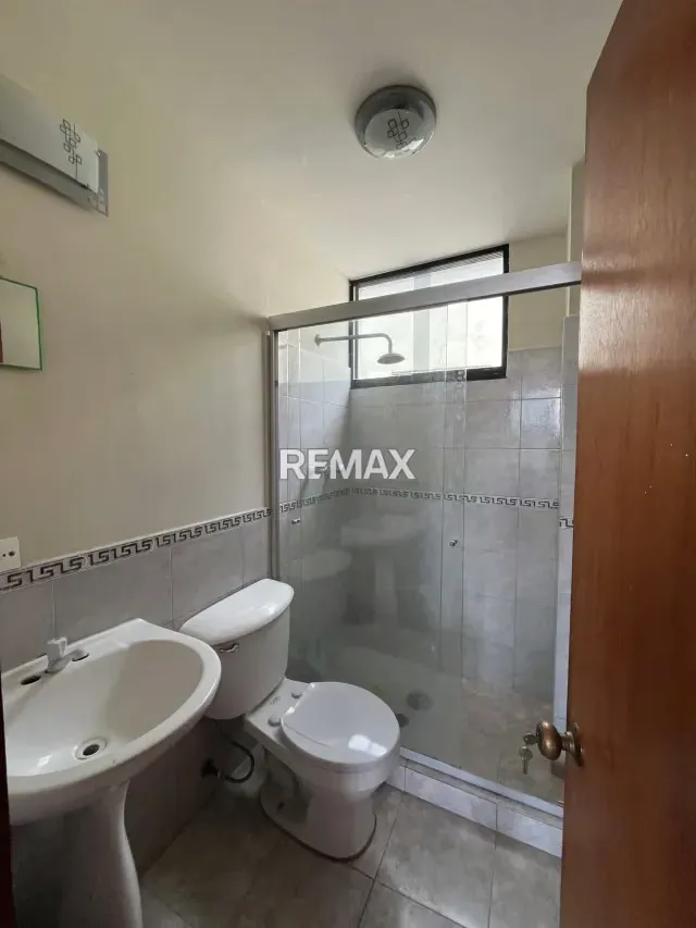 APARTAMENTO CÓMODO Y CÉNTRICO - 8