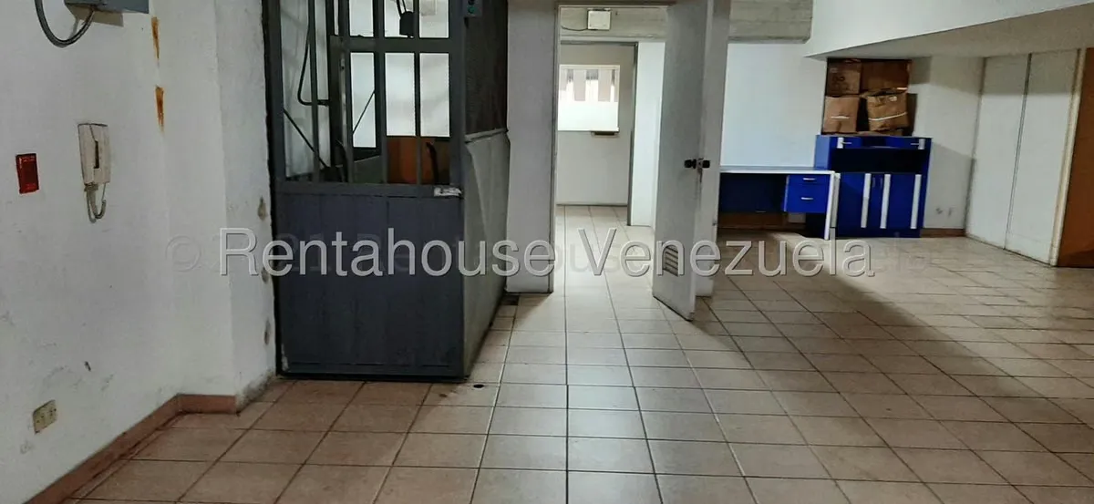 Local Comercial en Venta en Parroquia La Candelaria, Distrito Metropolitano - 21