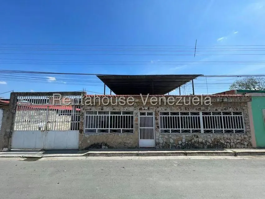 Casa (1 Nivel) en Venta en Santa Rita, Aragua