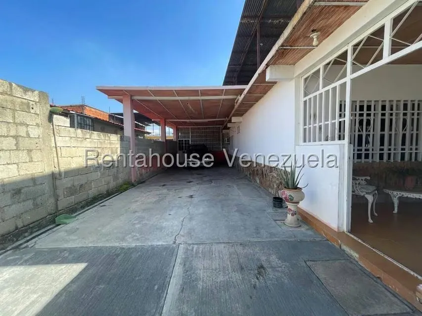 Casa (1 Nivel) en Venta en Santa Rita, Aragua - 22