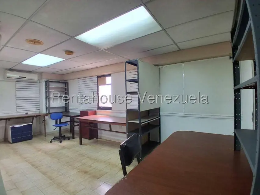 Oficina en Alquiler en Centro, Lara - 34