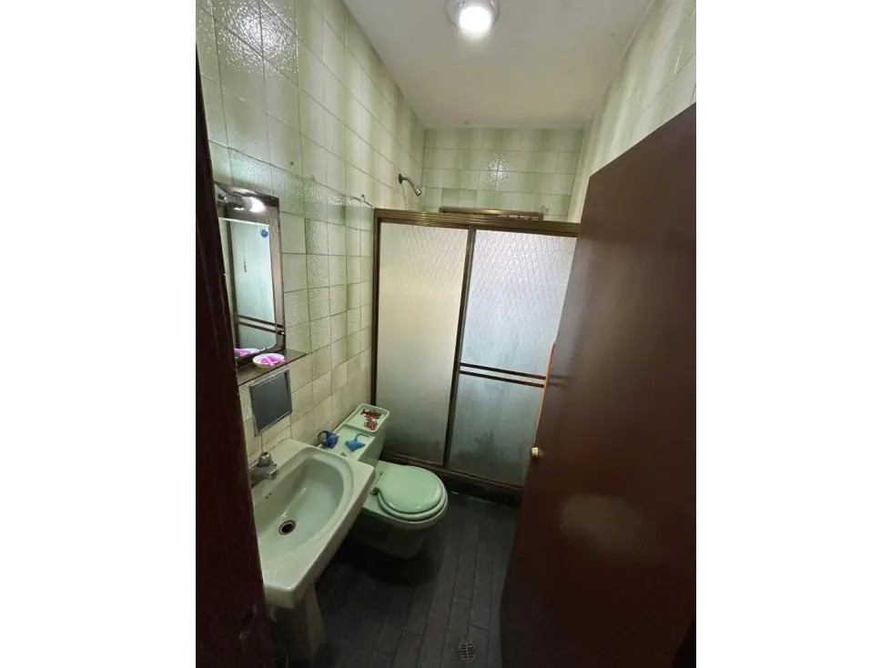 Vendo casa 240m2 Sarria 8060 - 8