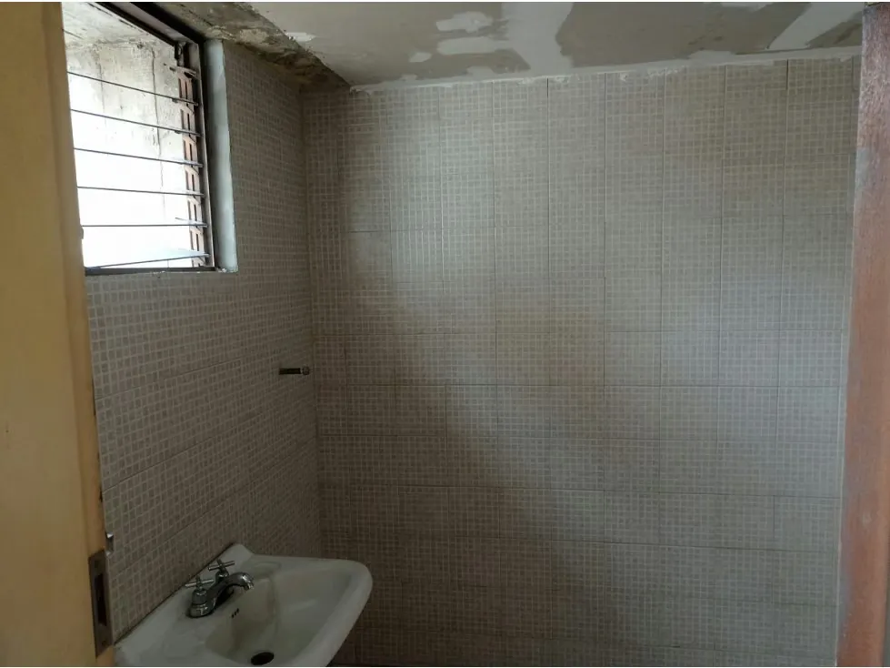 PARA REMODELAR OFC 450MTS2 . AV. FRANCISCO DE MIRANDA - 13
