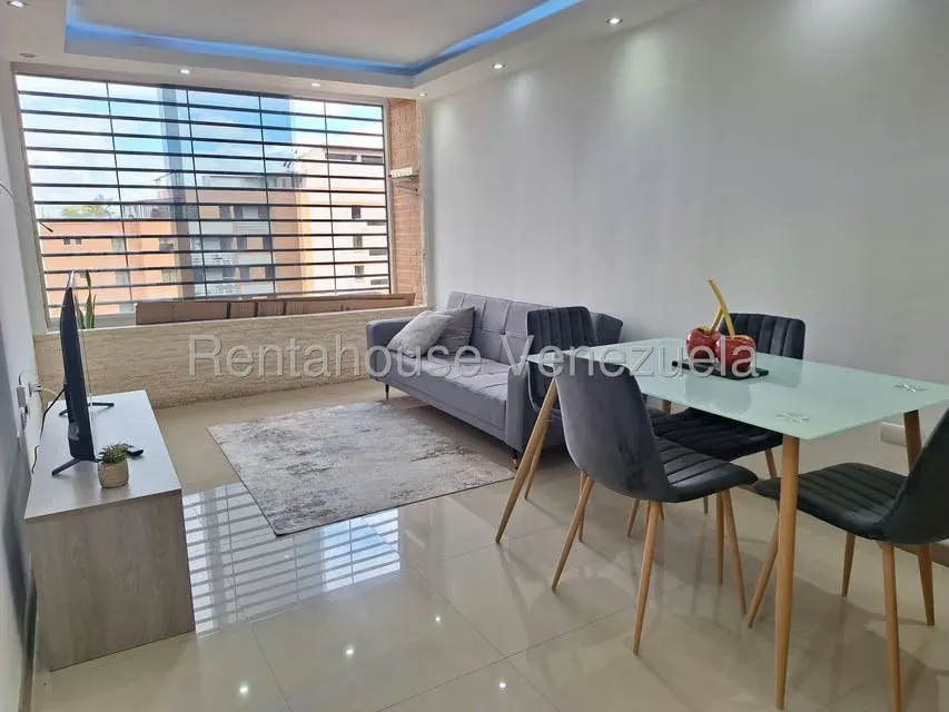 Apartamento (1 Nivel) en Alquiler en Colinas de La Tahona, Distrito Metropolitano - 21