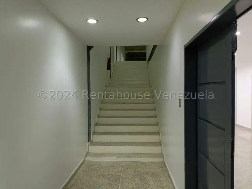 Edificio en Venta en Del Este, Lara - 17