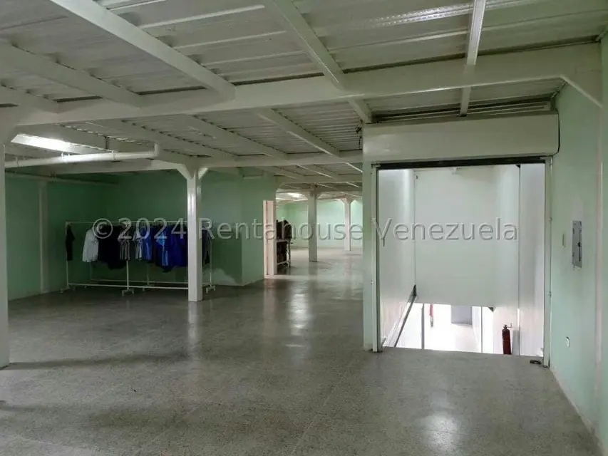 Edificio en Venta en Del Este, Lara - 19