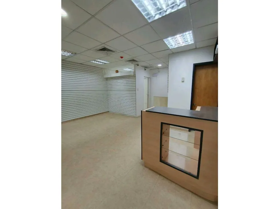 Se vende/alquila local 28m2 Guatire 3655 - 5