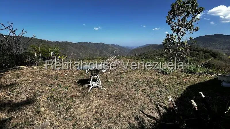 Terreno (Residencial) en Venta en Caicaguana, Distrito Metropolitano - 3
