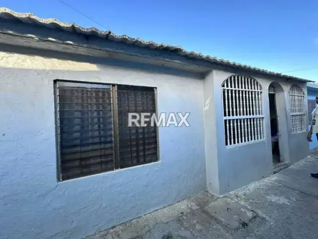 Casa En Venta, Antiguo Aeropuerto, Municipio Carirubana, Estado Falcon