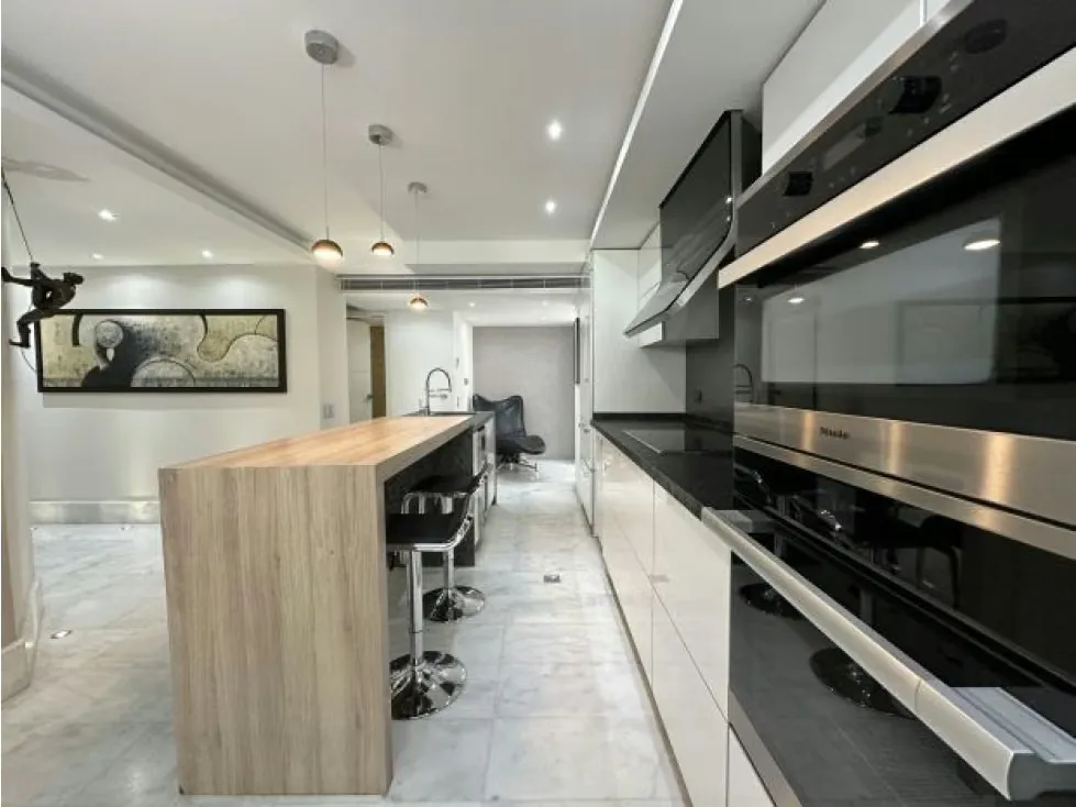 Exclusivo Apartamento en Venta en la Castellana Bella - 9