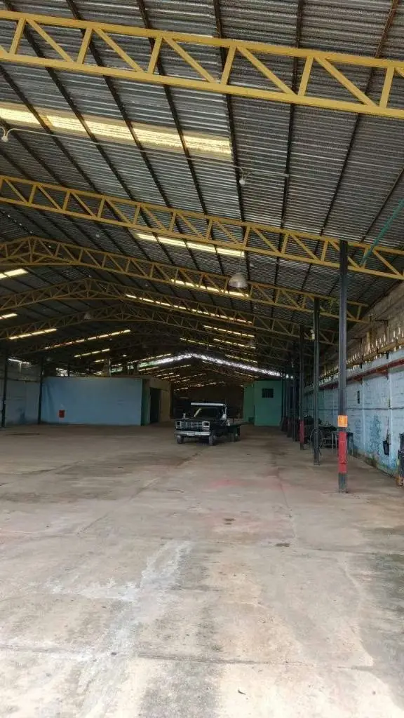 Se Vende un excelente Galpón
