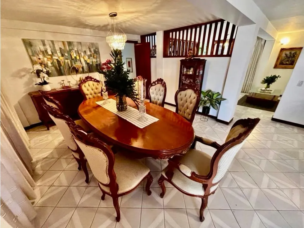 Se vende casa 590m2 7h/8b/4p Colinas de Tamanaco - 19