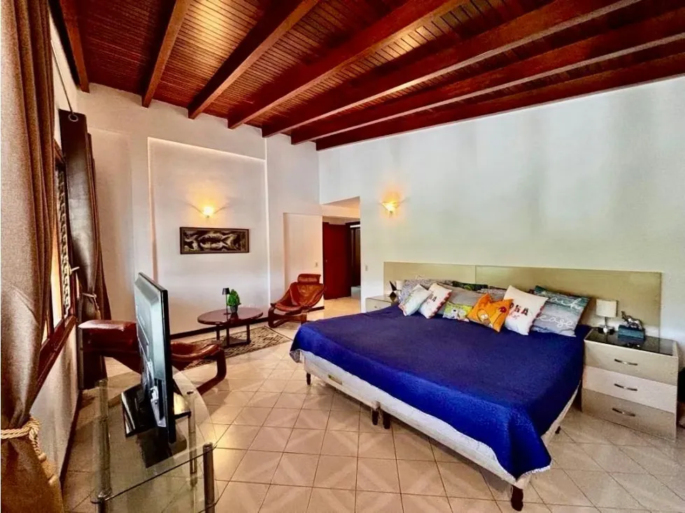 Se vende casa 590m2 7h/8b/4p Colinas de Tamanaco - 22