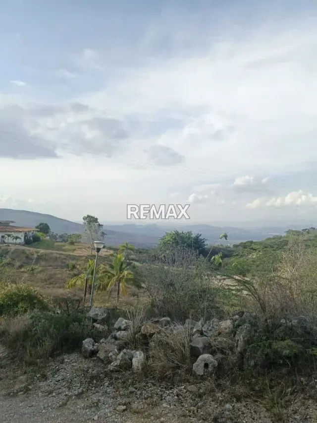 EN VENTA TERRENO EN EL MANZANO - 4