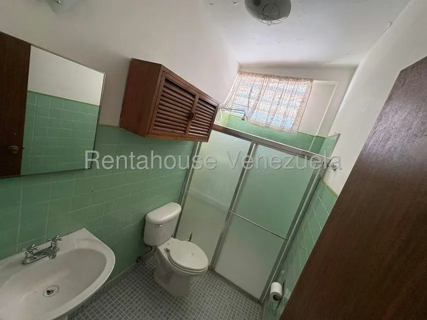 Casa (Duplex) en Venta en Baruta, Distrito Metropolitano - 25