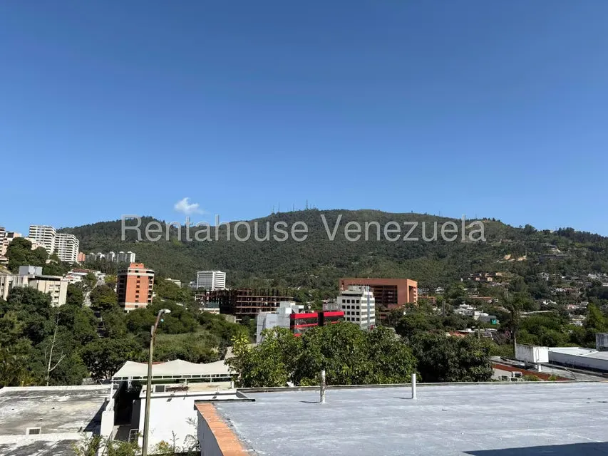 Casa (Duplex) en Venta en Baruta, Distrito Metropolitano - 28