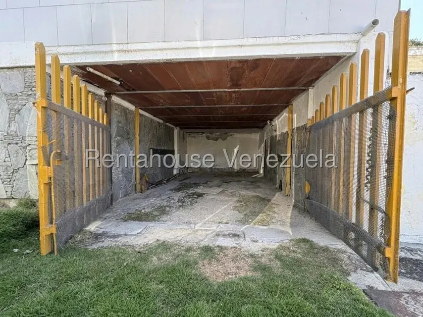 Casa (Duplex) en Venta en Baruta, Distrito Metropolitano - 31