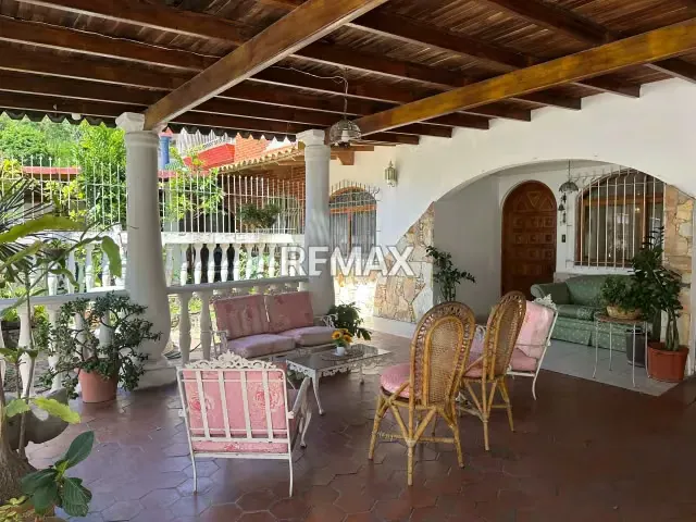 Casa en Venta, Urbanización Mucuritas - 3