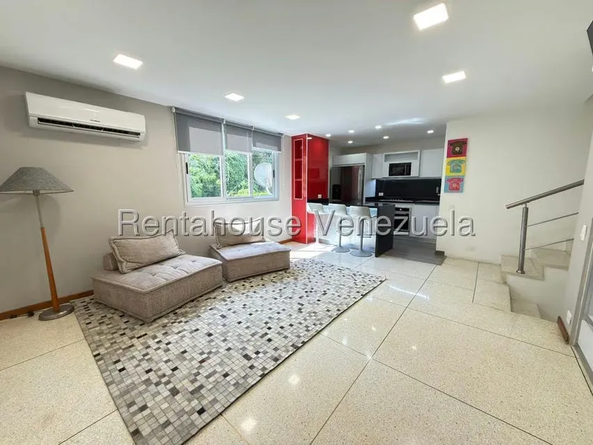 Apartamento (Multiples Niveles) en Alquiler en Colinas de Bello Monte, Distrito Metropolitano - 5