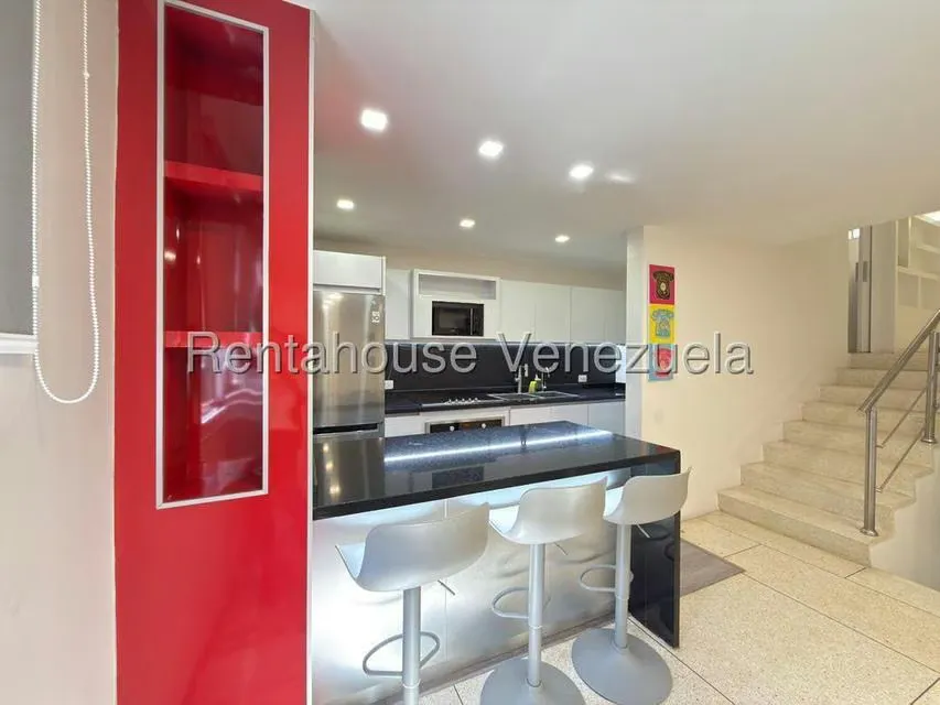 Apartamento (Multiples Niveles) en Alquiler en Colinas de Bello Monte, Distrito Metropolitano - 6