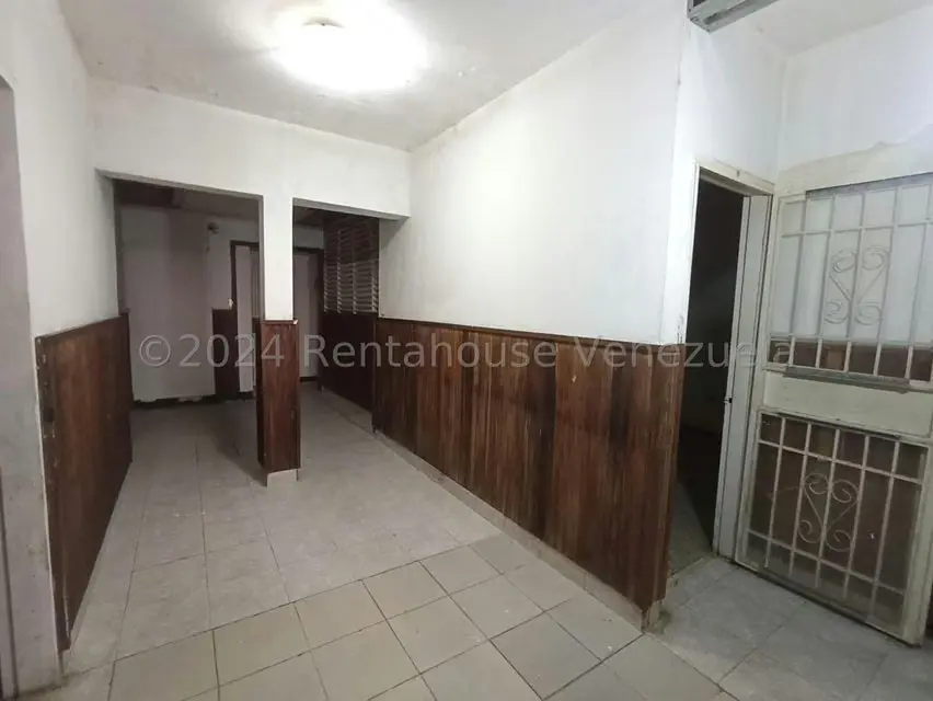 Comercial (Edificio) en Venta en Zona Centro, Aragua - 15