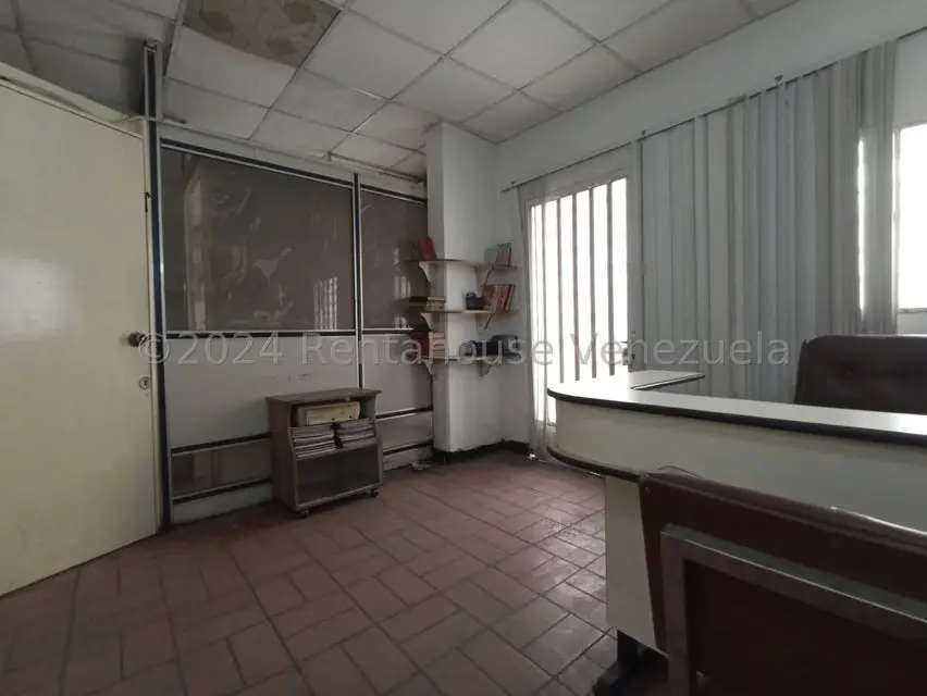 Comercial (Edificio) en Venta en Zona Centro, Aragua - 17