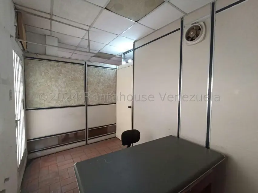 Comercial (Edificio) en Venta en Zona Centro, Aragua - 18