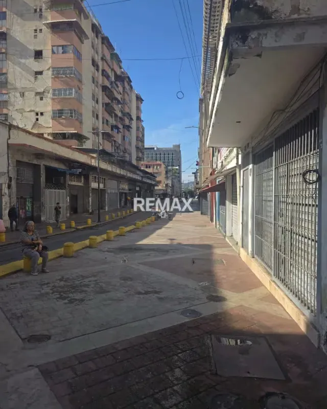 Local en Alquiler a Pie de Calle en Altagracia. - 12